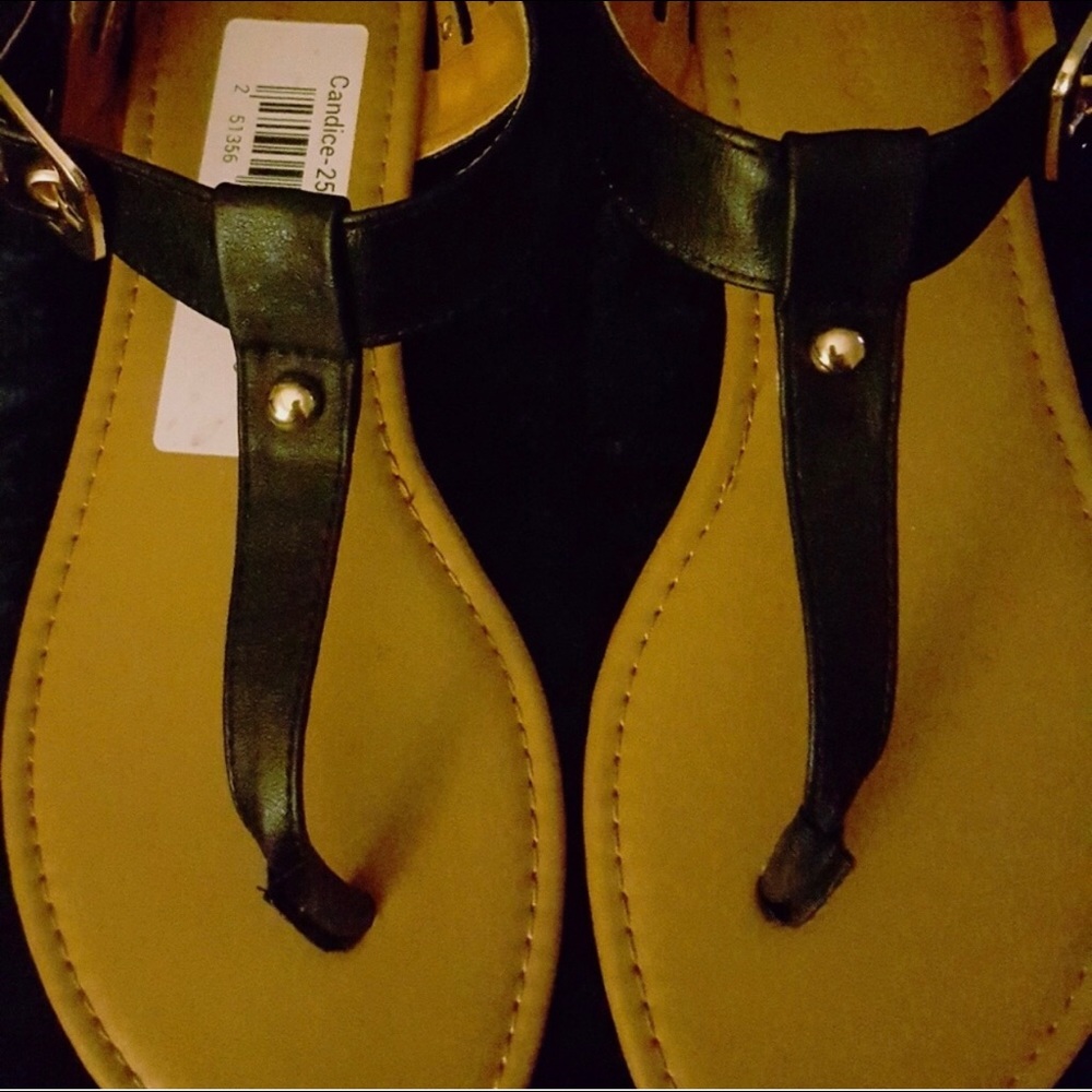 Black sandals